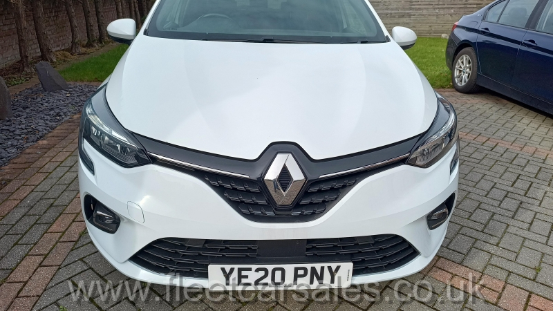 Renault Clio Iconic (8)